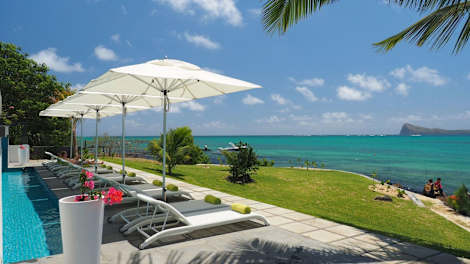 Hôtel Myra Seafront Suites & Penthouses by LOV