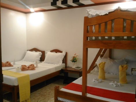 Vali-Joe Travel Lodge Hotel