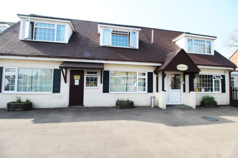 Flexistay Ambers Gatwick Aparthotel Hotel