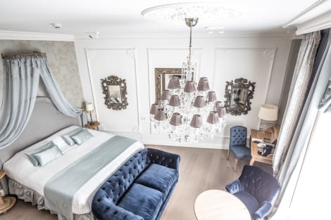 Hotel de Castillion