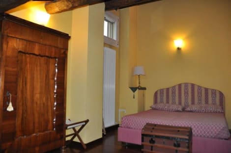 Piazza Nova Guest House Hotel