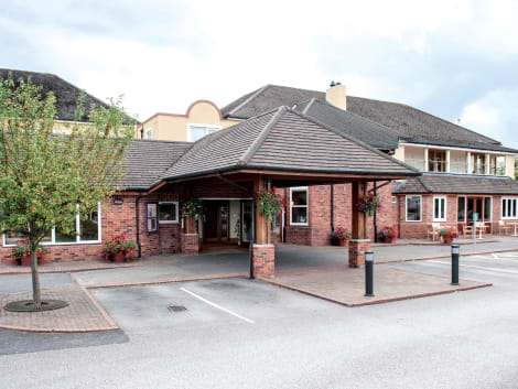 Cottons Hotel & Spa Hotel