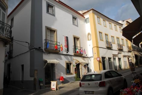 Burgos Guest House Hotel