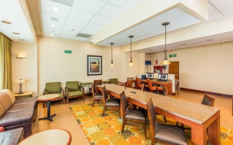 Hotel Hampton Inn by Hilton Queretaro Tecnologico