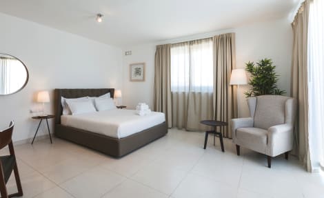 Two Pillows Boutique Hostel Hotel