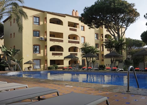 Apartamentos Macdonald Dona Lola