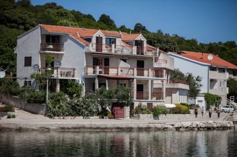 Apartments Malo Lago Hotel