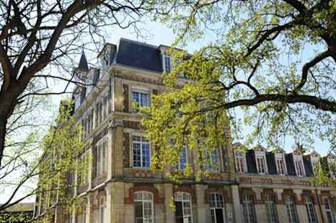 Hôtel The Originals Boutique, Hôtel Maison De L'abbaye (Relais Du Silence)