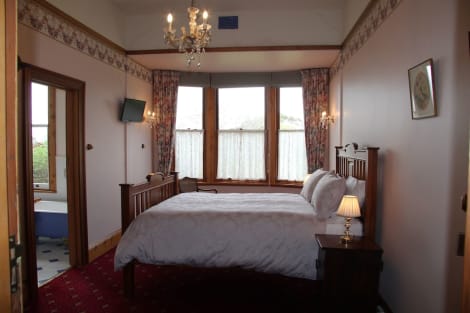 Jensens Bed and Breakfast Hotel