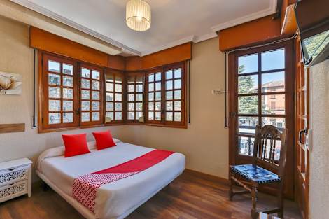 Hotel OYO HOSTERIA BODEGON DE GREDOS