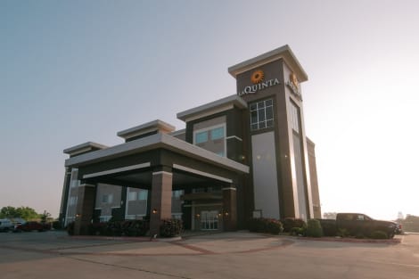 La Quinta Inn & Suites by Wyndham Big Spring Hotel