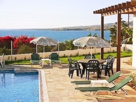 Aura Holiday Villas Apartaments