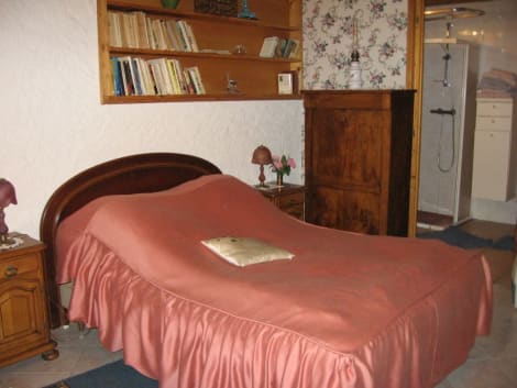 Chambres d'Hôtes A L'Orée du Bois Hotel