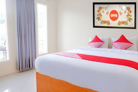 OYO 668 Lovina Inn Hotel