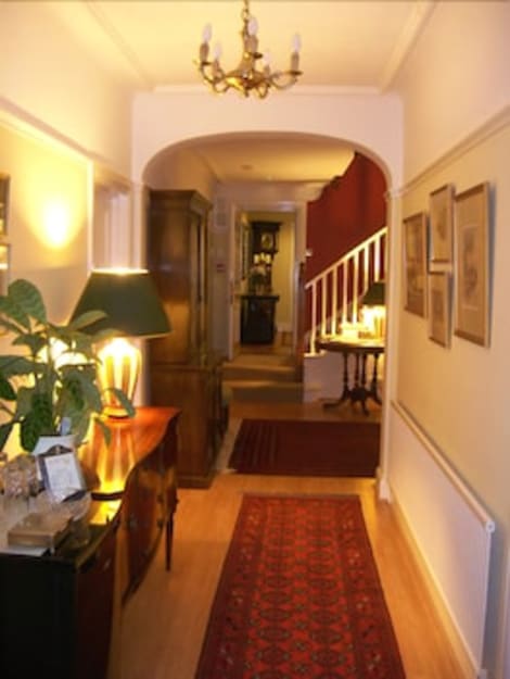 STONEBOROUGH HOUSE BED AND BREAKFAST Hotel