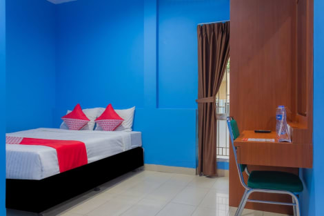 OYO 911 Tebet residence Hotel