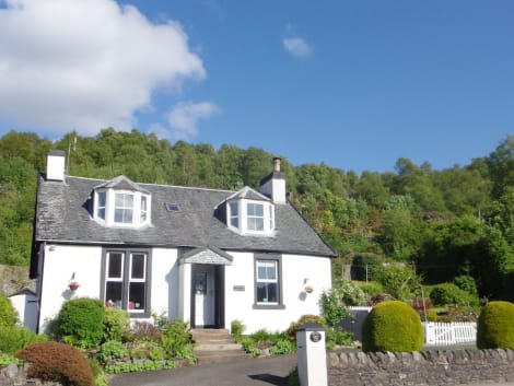 TwoStones Hotel