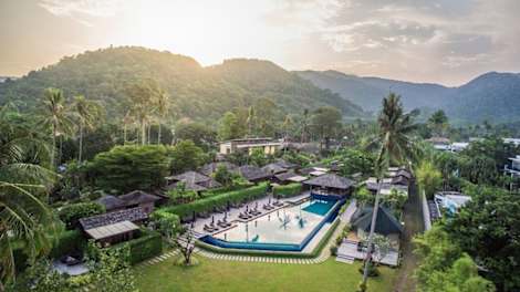 Hotel Gajapuri Resort & Spa