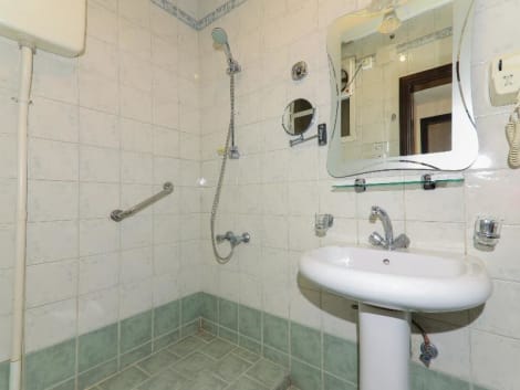 OYO 167 Dar Al Raies Hotel