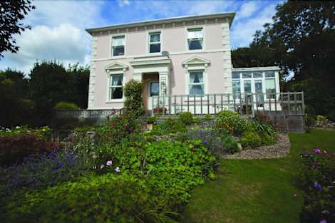 Sunny Bank House Hotel