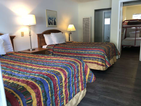 Cedar Inn & Suites Hotel