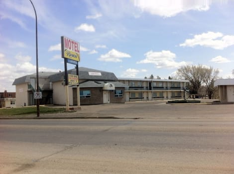 Rainbow Motel Hotel