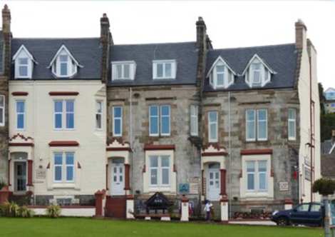 Hôtel Corran House Guest House & Hostel