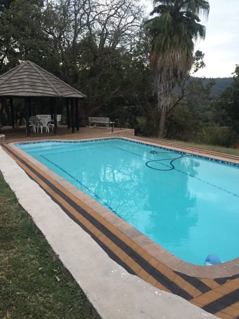 Oppi Plaas Abek Hotel