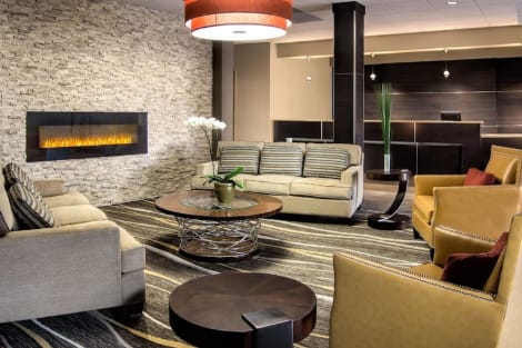 Ramada by Wyndham Rochester Mayo Clinic Area Hotel