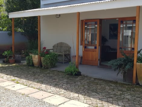 Hemel & Aarde Village Accommodation Hotel