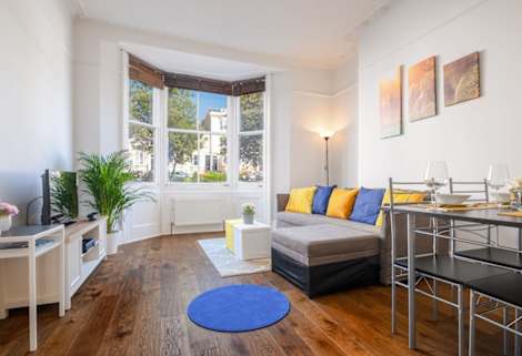 Hotel Heart of Brighton Town Centre by 9S Living