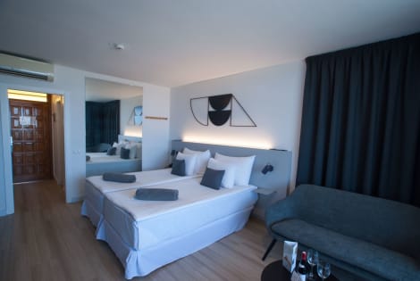 Coral Suites & Spa - Adults Only Apartahotel