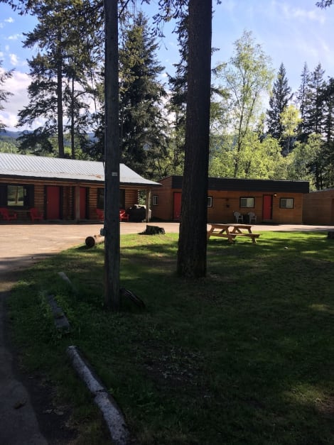 Overlook Inn & Cabins Hotel