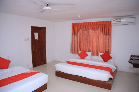 OYO 318 Pillaiyar Inn Hotel