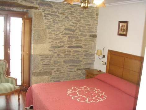 Hotel Pensión Rústica Caldelas Sacra