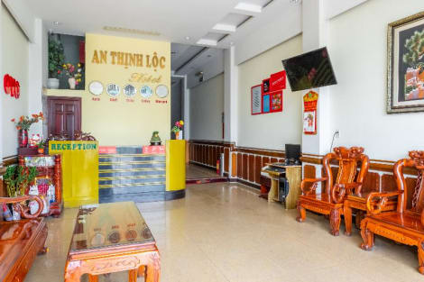 OYO 265 An Thinh Loc Hotel