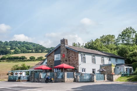 Lamb & Flag Hotel