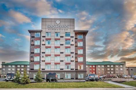 Sandman Signature Calgary Airport Hotel
Sandman Signature Calgary Airport Hotel