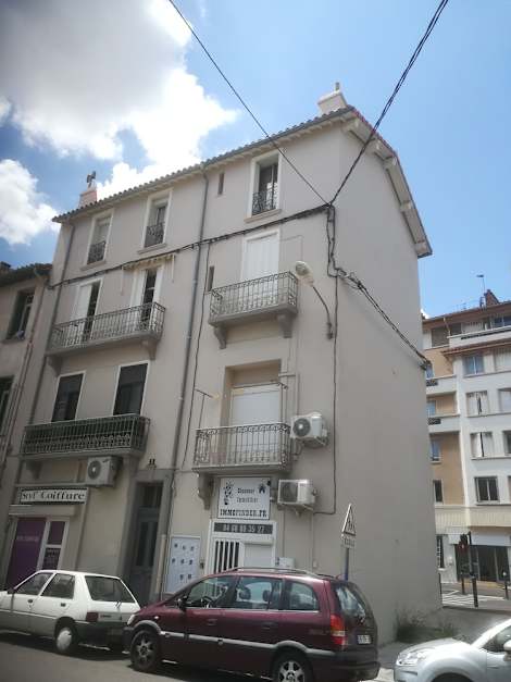 Eaux Vives Hotel