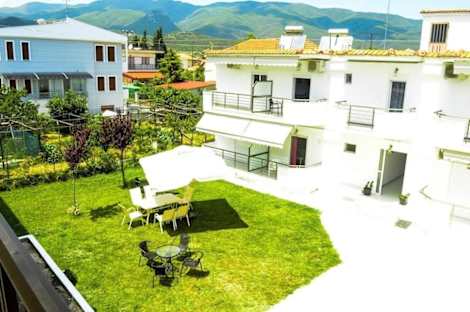 Hôtel Gatos Village Studios & Apartments