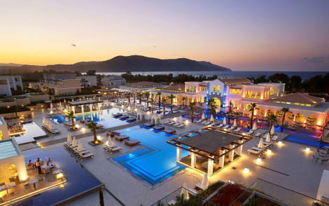 Anemos Luxury Grand Resort Hotel