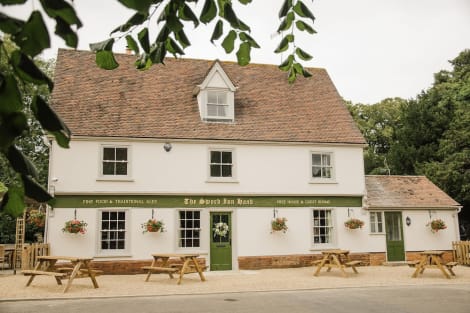 The Sword Inn Hand Hotel