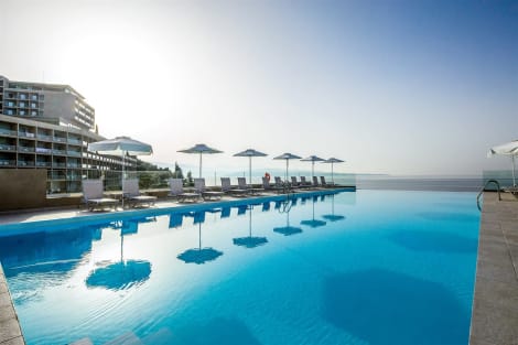 Atlantica Nissaki Beach Hotel