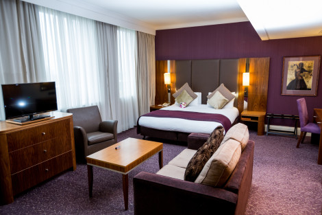 Crowne Plaza London - Ealing Hotel