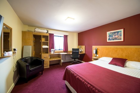 Pendulum Hotel