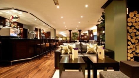 Hotel Glasgow Pond Hotel