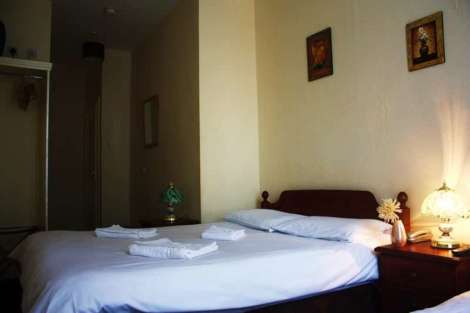 Hotel Bridge House