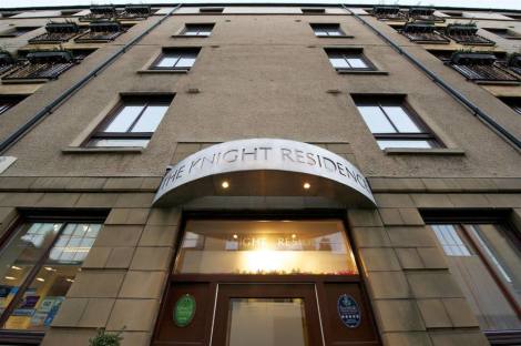 The Knight Residence By Mansley Serviced Apartments Hotel