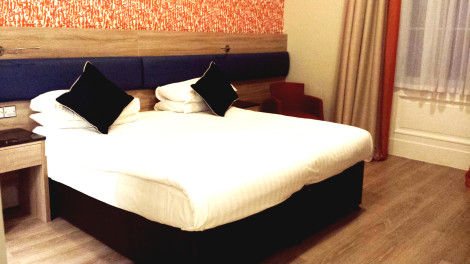 Cairn Hotel