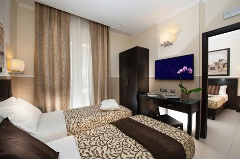 Yes Hotel